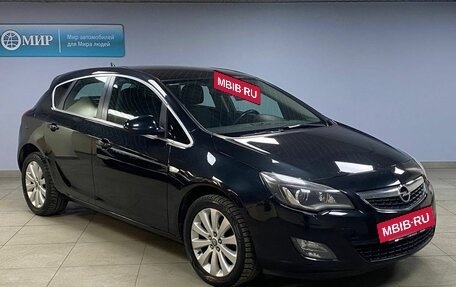 Opel Astra J, 2011 год, 642 000 рублей, 3 фотография