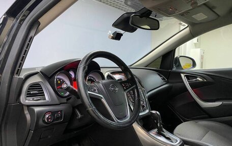 Opel Astra J, 2011 год, 642 000 рублей, 16 фотография