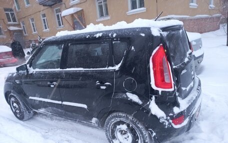 KIA Soul I рестайлинг, 2013 год, 1 000 000 рублей, 4 фотография