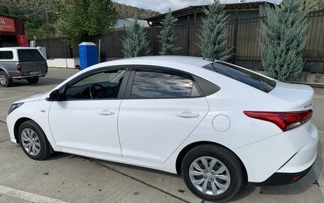 Hyundai Solaris II рестайлинг, 2022 год, 1 600 000 рублей, 14 фотография