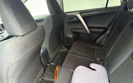 Toyota RAV4, 2014 год, 1 670 000 рублей, 6 фотография