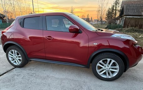 Nissan Juke II, 2012 год, 900 000 рублей, 11 фотография