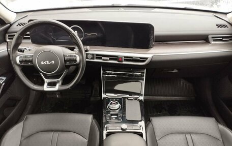 KIA K5, 2023 год, 3 658 000 рублей, 9 фотография