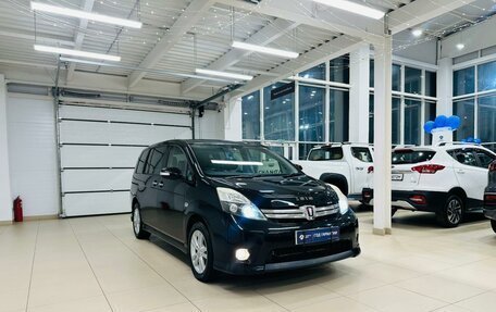 Toyota ISis I, 2012 год, 1 349 900 рублей, 8 фотография