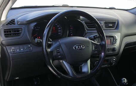 KIA Rio III рестайлинг, 2013 год, 895 000 рублей, 9 фотография