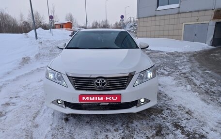 Toyota Camry, 2012 год, 2 300 000 рублей, 1 фотография