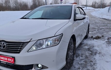 Toyota Camry, 2012 год, 2 300 000 рублей, 2 фотография