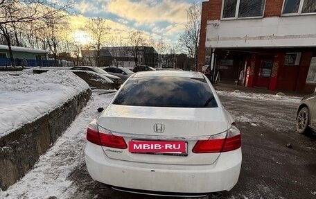 Honda Accord IX рестайлинг, 2013 год, 1 600 000 рублей, 6 фотография