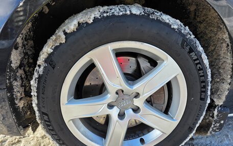 Audi A8, 2011 год, 1 530 000 рублей, 5 фотография