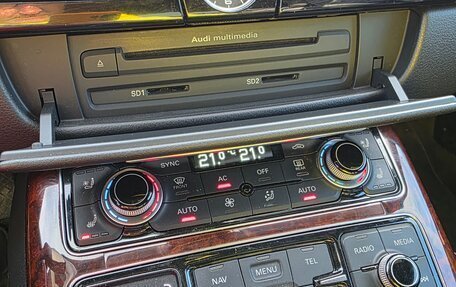 Audi A8, 2011 год, 1 530 000 рублей, 14 фотография