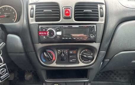 Nissan Almera, 2005 год, 275 000 рублей, 11 фотография