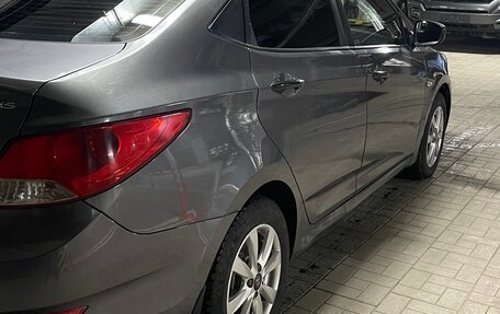 Hyundai Solaris II рестайлинг, 2013 год, 650 000 рублей, 8 фотография