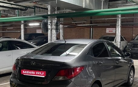 Hyundai Solaris II рестайлинг, 2013 год, 650 000 рублей, 6 фотография