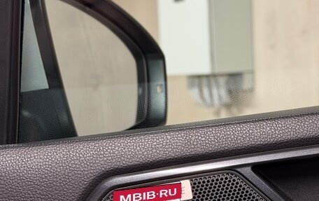 Volkswagen Tiguan II, 2018 год, 2 870 000 рублей, 19 фотография