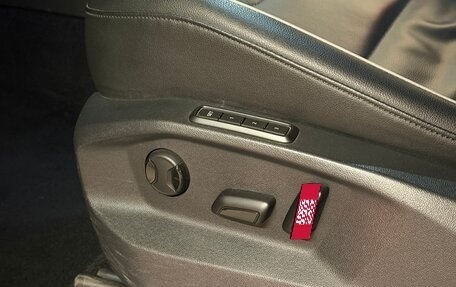 Volkswagen Tiguan II, 2018 год, 2 870 000 рублей, 20 фотография