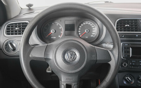 Volkswagen Polo VI (EU Market), 2011 год, 699 000 рублей, 16 фотография