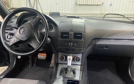 Mercedes-Benz C-Класс, 2010 год, 1 410 000 рублей, 9 фотография