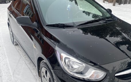 Hyundai Solaris II рестайлинг, 2014 год, 800 000 рублей, 3 фотография