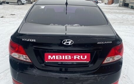 Hyundai Solaris II рестайлинг, 2014 год, 800 000 рублей, 4 фотография