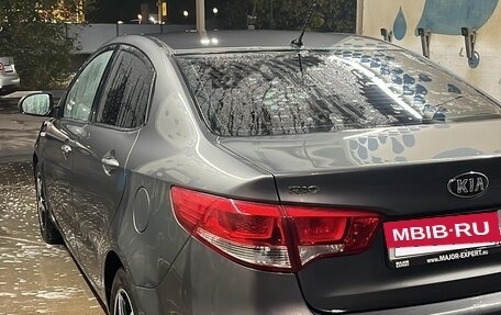 KIA Rio III рестайлинг, 2015 год, 900 000 рублей, 2 фотография