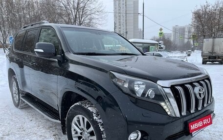 Toyota Land Cruiser Prado 150 рестайлинг 2, 2017 год, 5 000 000 рублей, 13 фотография