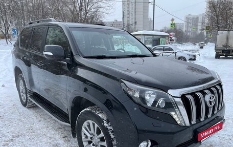 Toyota Land Cruiser Prado 150 рестайлинг 2, 2017 год, 5 000 000 рублей, 14 фотография