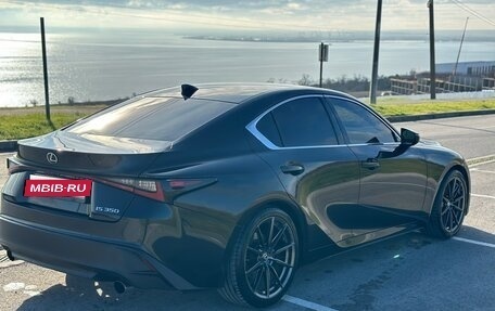 Lexus IS III, 2020 год, 3 950 000 рублей, 4 фотография