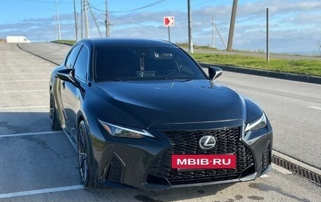 Lexus IS III, 2020 год, 3 950 000 рублей, 5 фотография