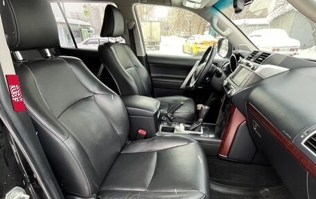 Toyota Land Cruiser Prado 150 рестайлинг 2, 2017 год, 5 000 000 рублей, 22 фотография