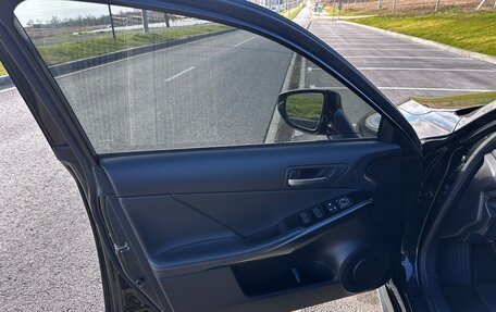 Lexus IS III, 2020 год, 3 950 000 рублей, 11 фотография