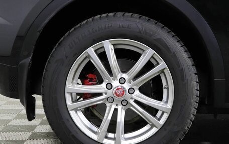 Jaguar E-Pace, 2017 год, 3 100 000 рублей, 12 фотография