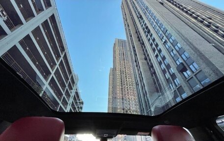 Jaguar E-Pace, 2017 год, 3 100 000 рублей, 26 фотография