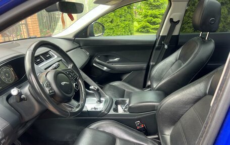 Jaguar E-Pace, 2019 год, 3 200 000 рублей, 6 фотография