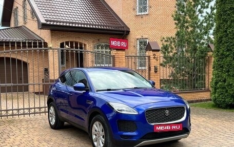 Jaguar E-Pace, 2019 год, 3 200 000 рублей, 3 фотография
