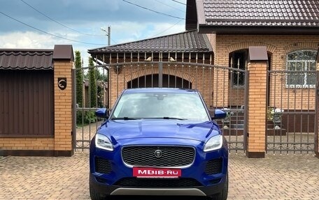 Jaguar E-Pace, 2019 год, 3 200 000 рублей, 4 фотография