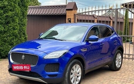 Jaguar E-Pace, 2019 год, 3 200 000 рублей, 2 фотография