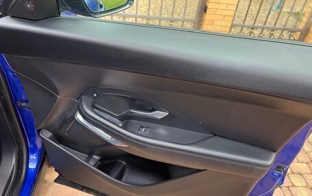 Jaguar E-Pace, 2019 год, 3 200 000 рублей, 12 фотография
