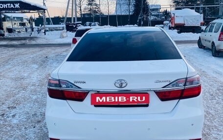 Toyota Camry, 2015 год, 1 550 000 рублей, 6 фотография