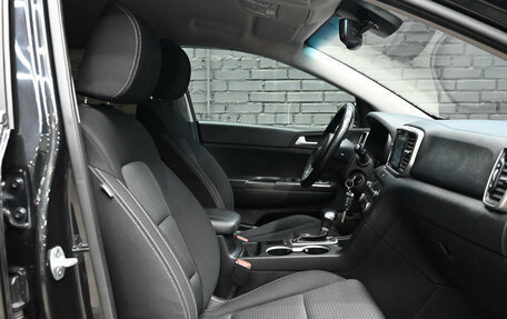 KIA Sportage IV рестайлинг, 2019 год, 2 500 000 рублей, 10 фотография