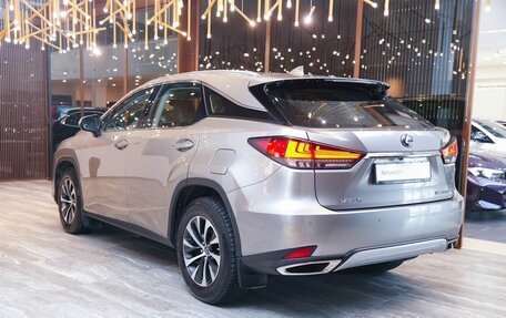 Lexus RX IV рестайлинг, 2021 год, 5 650 000 рублей, 5 фотография