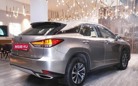Lexus RX IV рестайлинг, 2021 год, 5 650 000 рублей, 2 фотография
