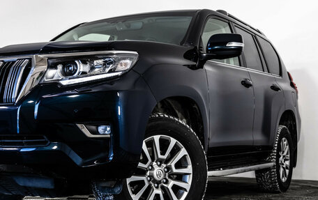 Toyota Land Cruiser Prado 150 рестайлинг 2, 2018 год, 4 499 000 рублей, 2 фотография