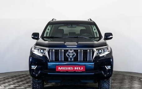 Toyota Land Cruiser Prado 150 рестайлинг 2, 2018 год, 4 499 000 рублей, 4 фотография