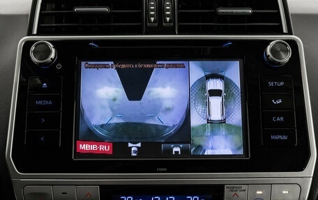 Toyota Land Cruiser Prado 150 рестайлинг 2, 2018 год, 4 499 000 рублей, 23 фотография