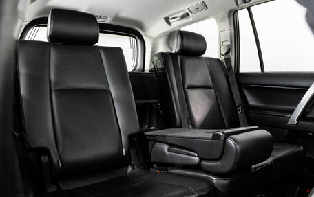 Toyota Land Cruiser Prado 150 рестайлинг 2, 2018 год, 4 499 000 рублей, 29 фотография