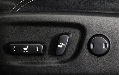 Toyota Land Cruiser Prado 150 рестайлинг 2, 2018 год, 4 499 000 рублей, 32 фотография