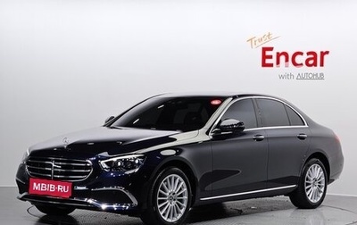 Mercedes-Benz E-Класс, 2023 год, 5 700 000 рублей, 1 фотография