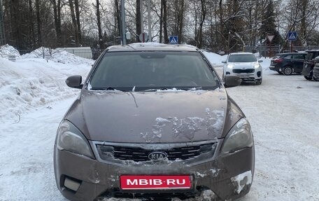 KIA cee'd I рестайлинг, 2010 год, 520 000 рублей, 1 фотография