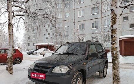 Chevrolet Niva I рестайлинг, 2010 год, 350 000 рублей, 1 фотография