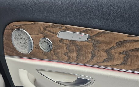 Mercedes-Benz E-Класс, 2023 год, 5 700 000 рублей, 11 фотография